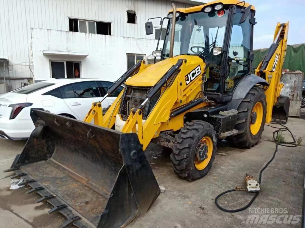 JCB 3 CX لوادر ذات جرافات عكسية