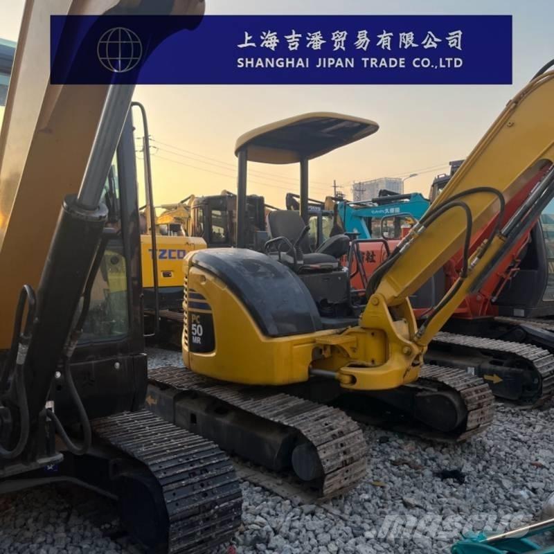 Komatsu PC 50 حفارات زحافة