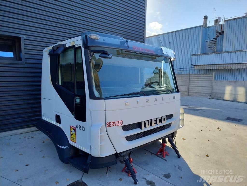 Iveco STRALIS AT كابينة والداخلية