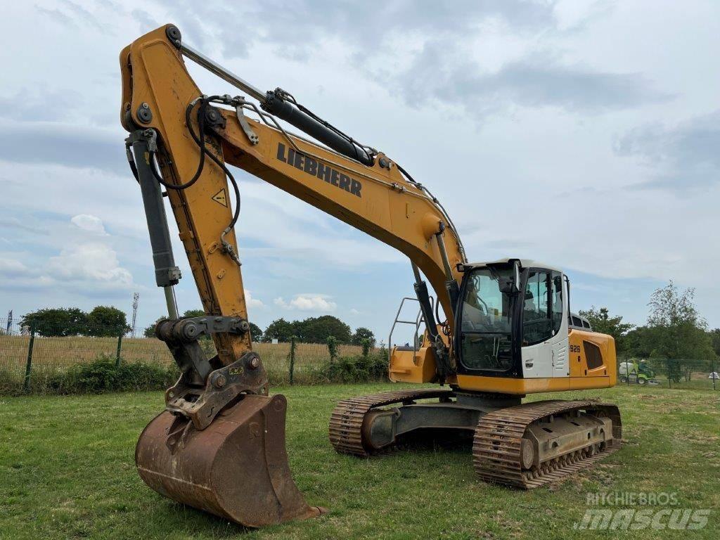 Liebherr R 926 LC حفارات زحافة