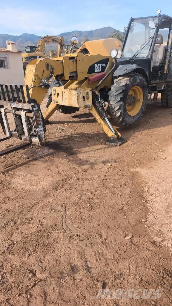 CAT TH 414 مناولات متداخلة