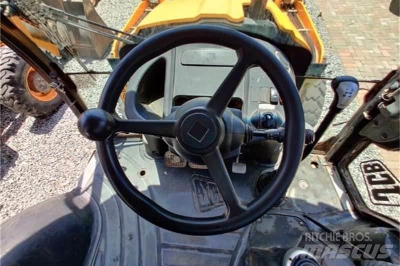 JCB 3CX 4X4 TLB لوادر ذات جرافات عكسية