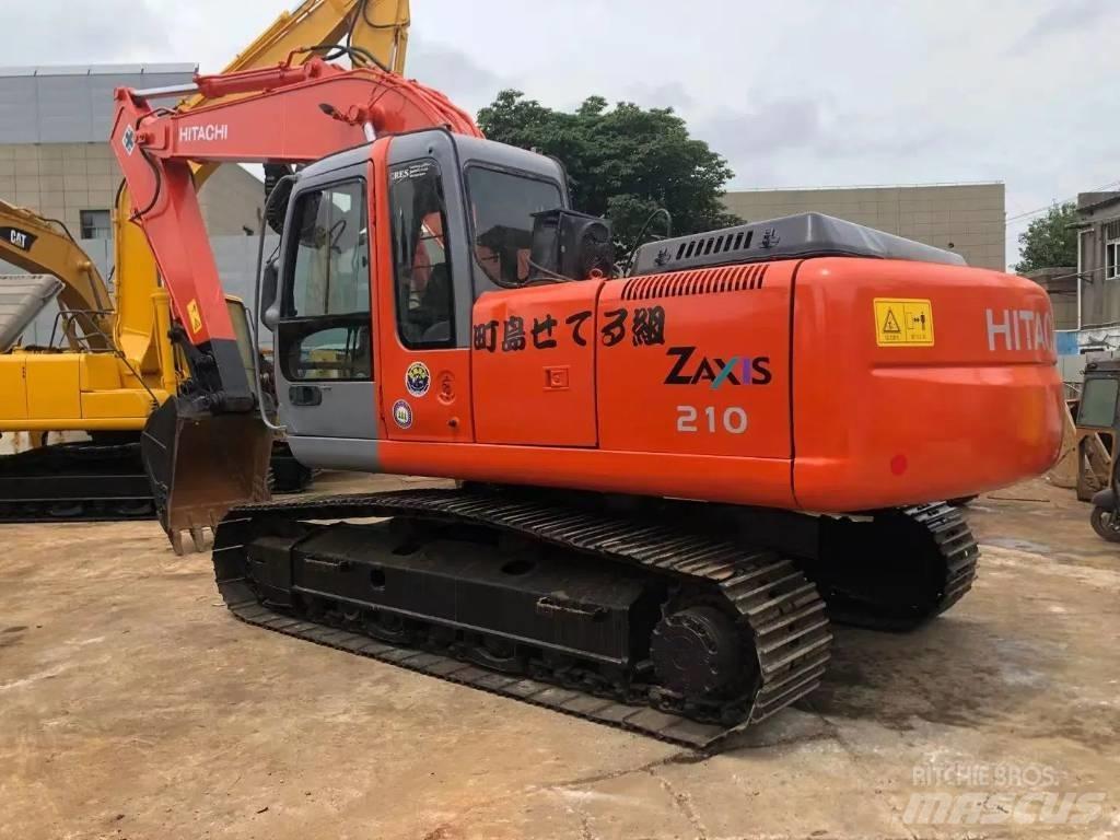 Hitachi ZX 210 حفارات زحافة