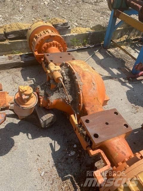 Fiat-Hitachi 350 محور العجلة