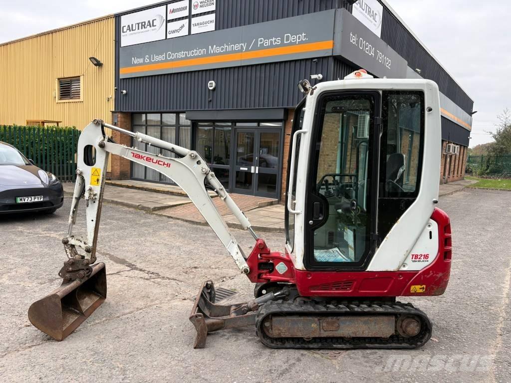 Takeuchi TB 216 حفارات صغيرة أقل من 7 طن (حفارات صغيرة)
