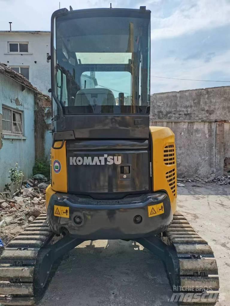 Komatsu PC 35 حفارات صغيرة أقل من 7 طن (حفارات صغيرة)