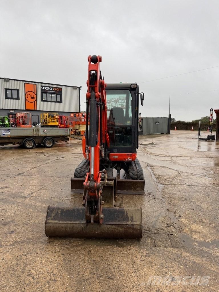 Kubota U 27-4 حفارات صغيرة أقل من 7 طن (حفارات صغيرة)