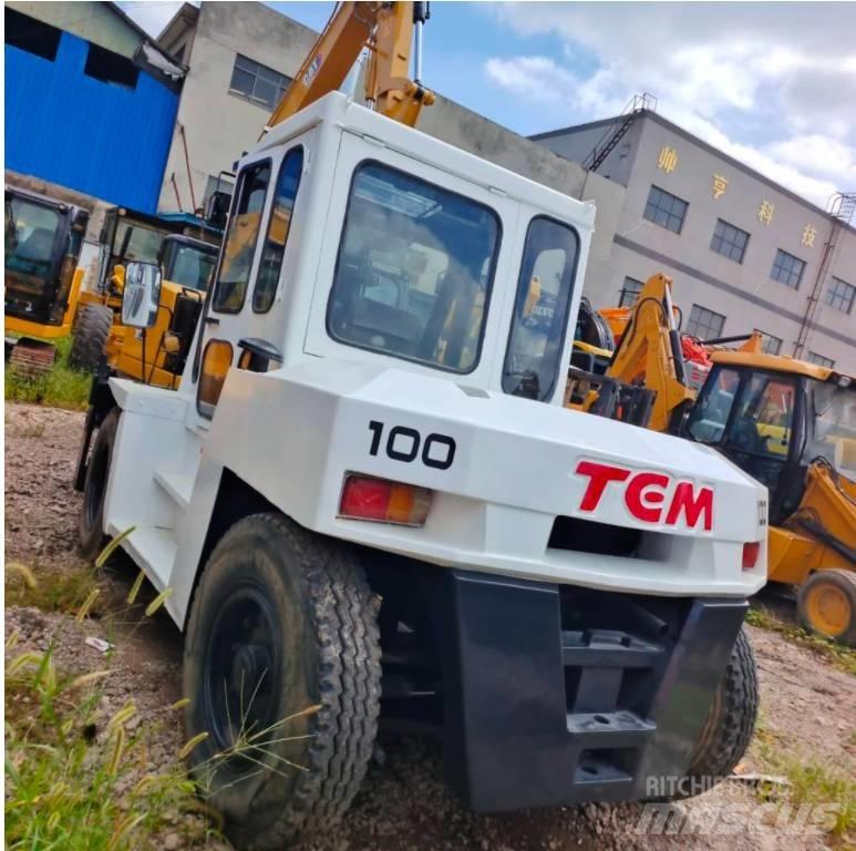 TCM FD 100 شاحنات الديزل