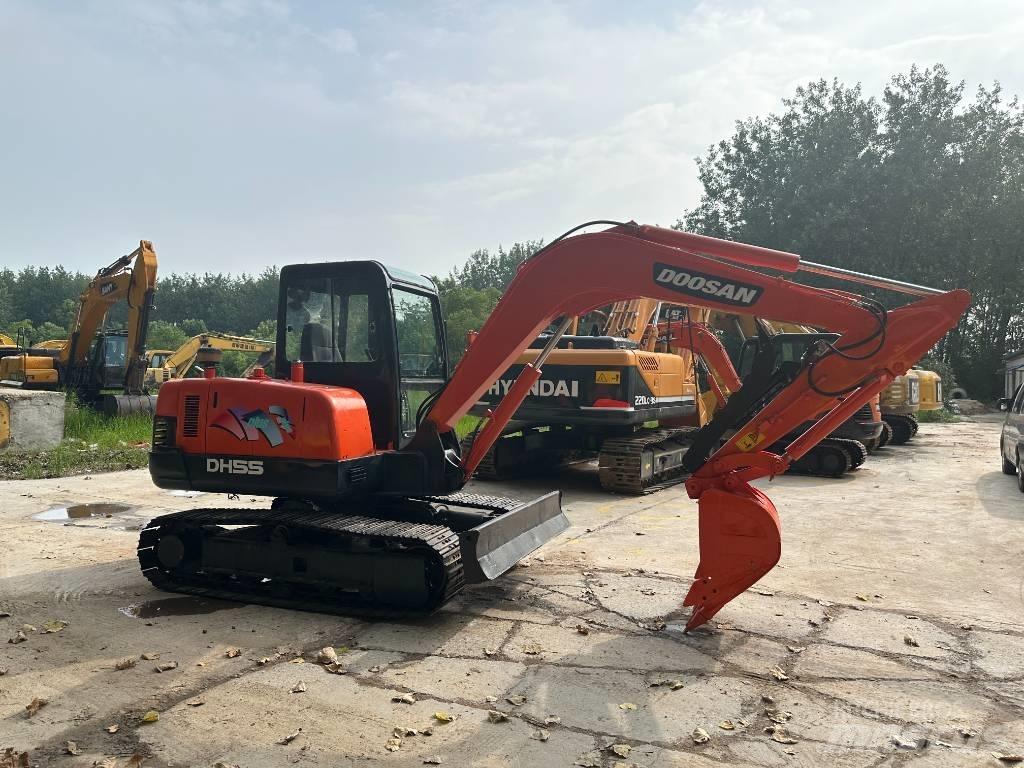 Doosan DH 55 حفارات صغيرة أقل من 7 طن (حفارات صغيرة)