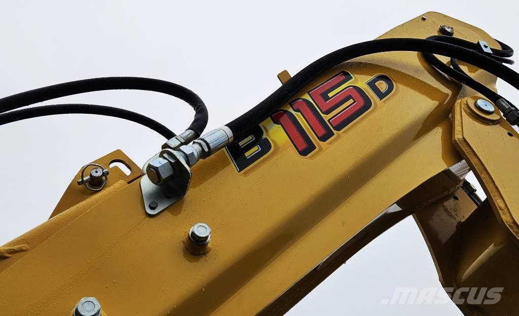 New Holland B 115 D لوادر ذات جرافات عكسية