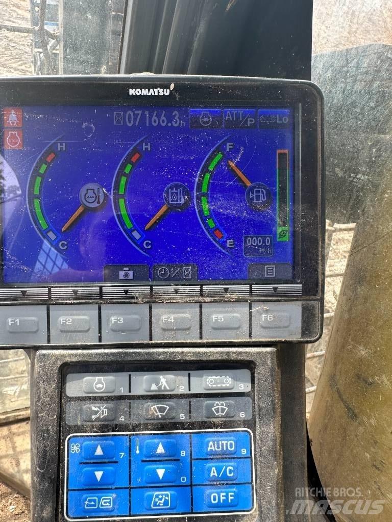 Komatsu PC 290 LC-10 حفارات زحافة