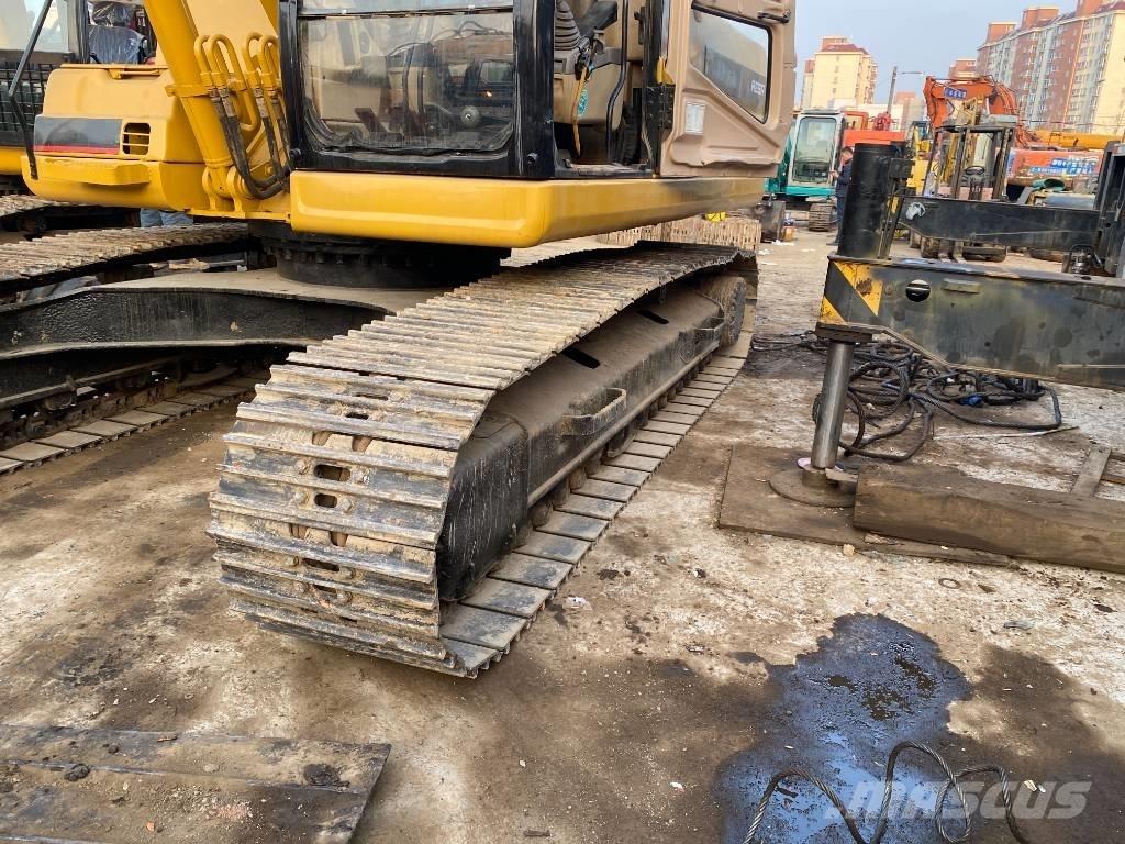 CAT 325 B L حفارات زحافة