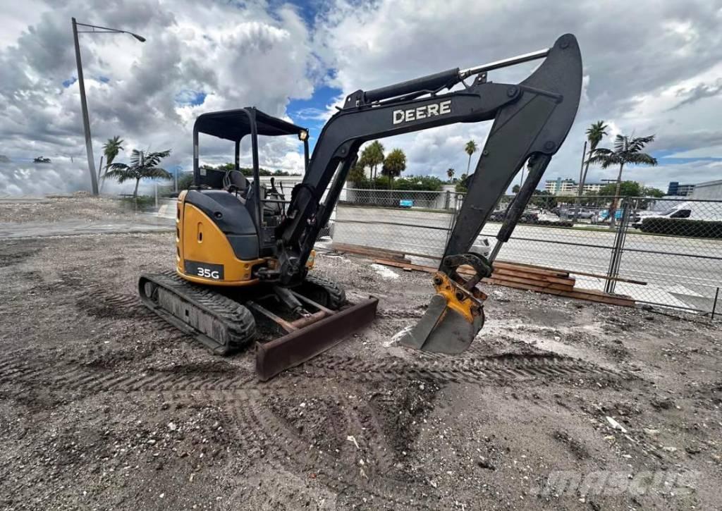 John Deere 35 G حفارات زحافة