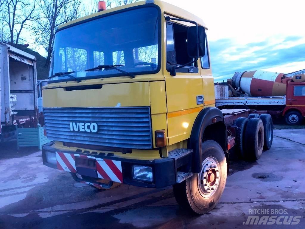 Iveco 330-26 شاحنات أخرى