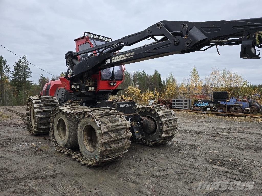 Komatsu 911.7 حصادات