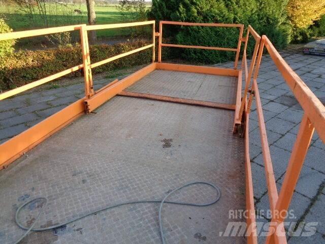 Liftlux SL140-24 رافعات مقصية الشكل