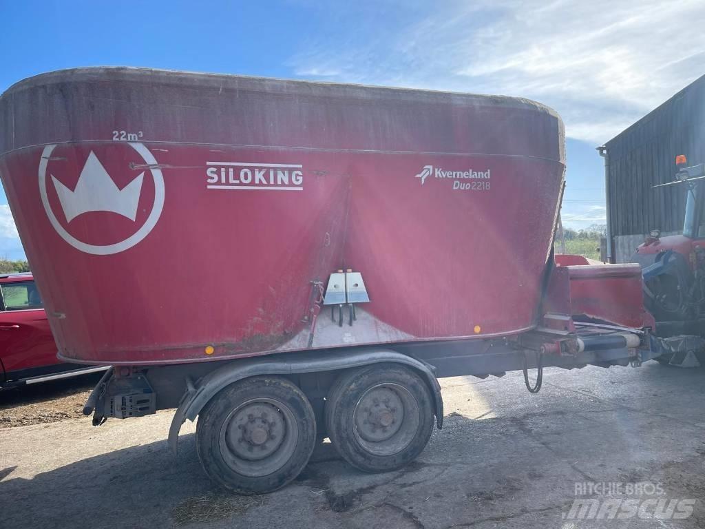 Kverneland DUO 2218 ملقمات خلاط