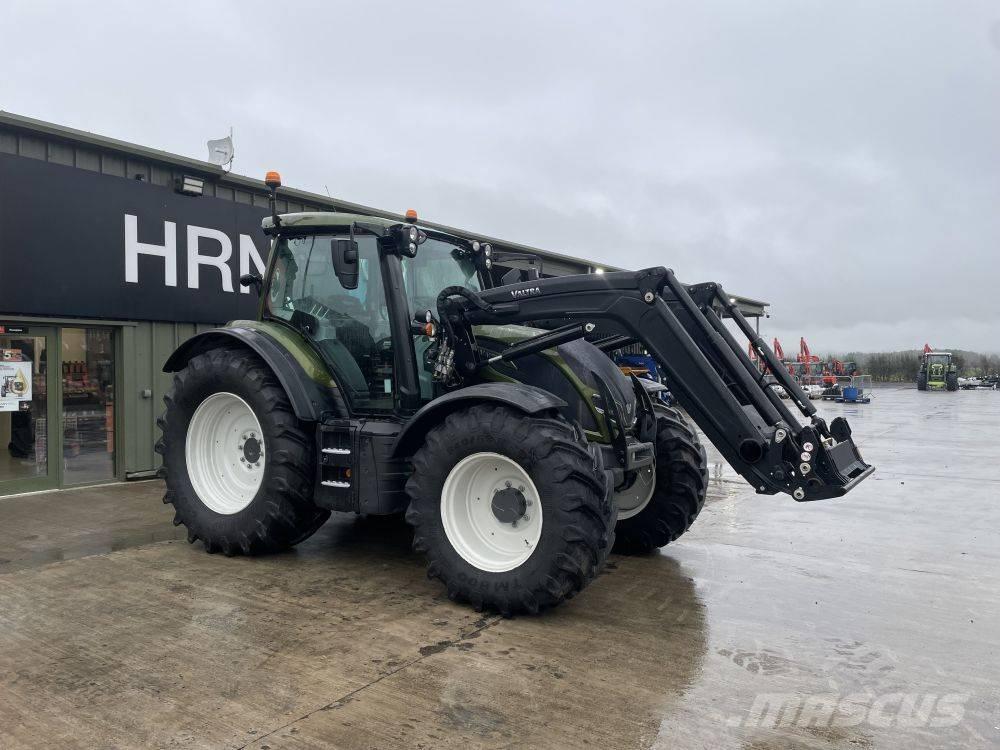 Valtra N 175 A الجرارات