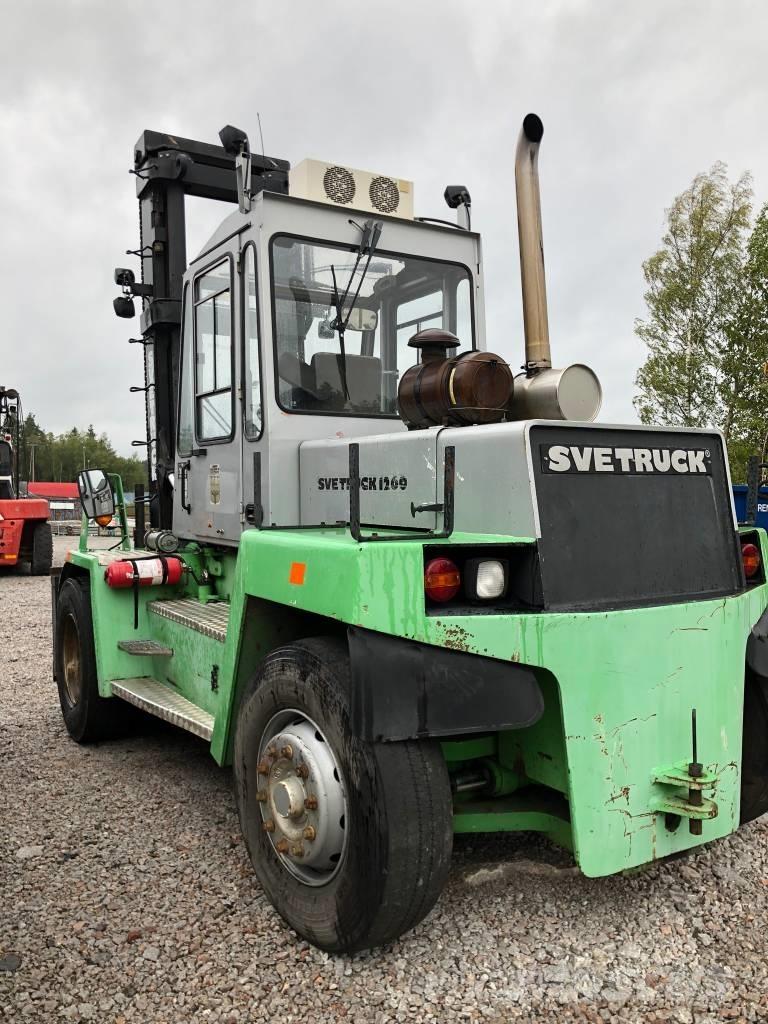 Svetruck 1260-30 شاحنات الديزل