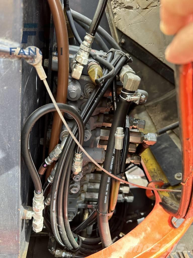 Kubota KX 155 حفارات زحافة