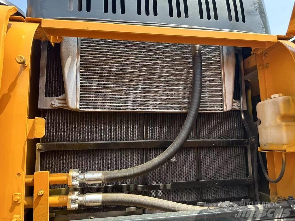 Hyundai R 305LC-9T حفارات زحافة