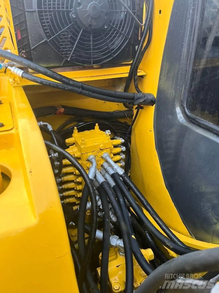 Komatsu PC 60-7 حفارات زحافة