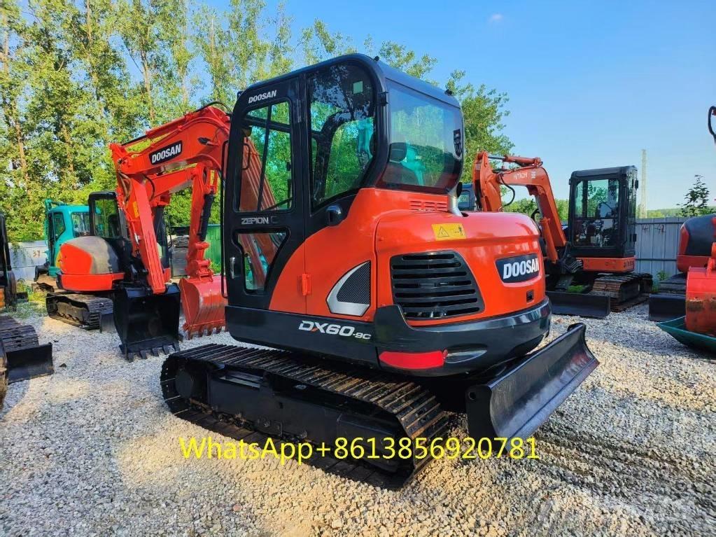 Doosan DX 60 حفارات صغيرة أقل من 7 طن (حفارات صغيرة)