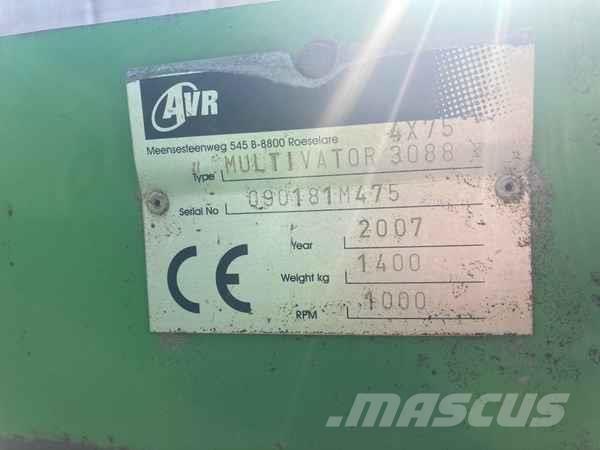 AVR - Multivator معدات زراعة وحصاد البطاطس - أخرى