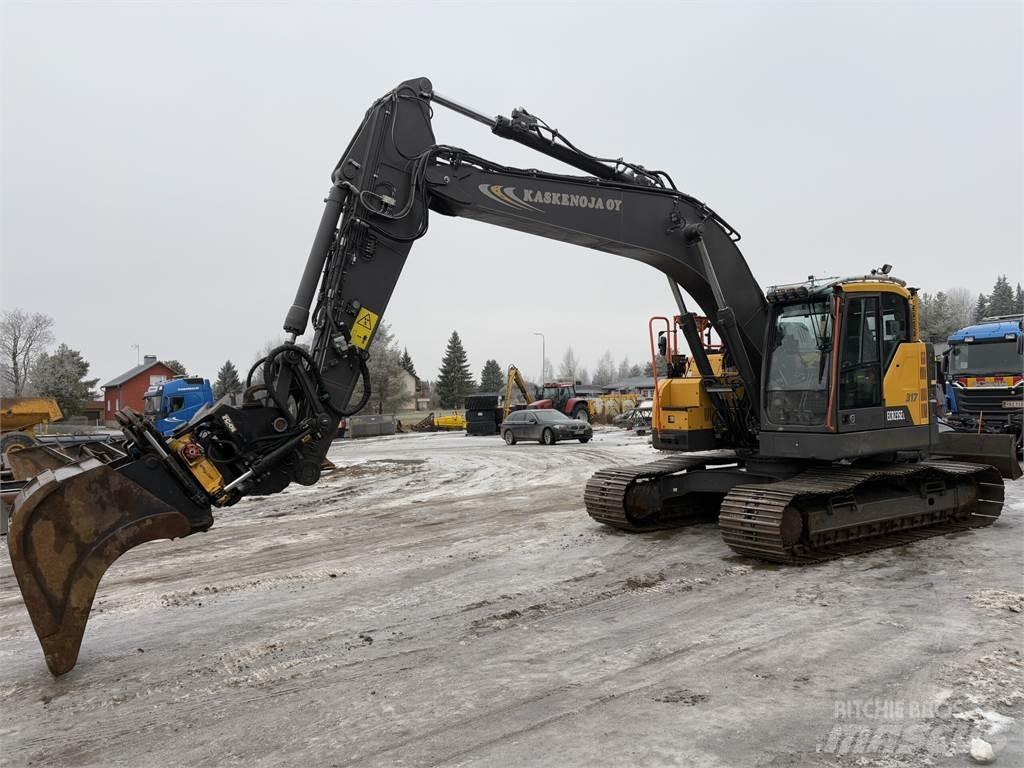Volvo ECR 235 EL حفارات زحافة