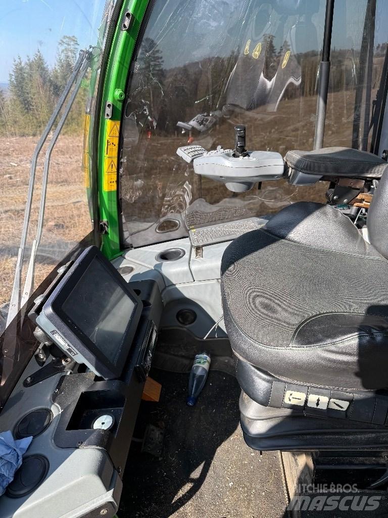 John Deere 1270 G حصادات