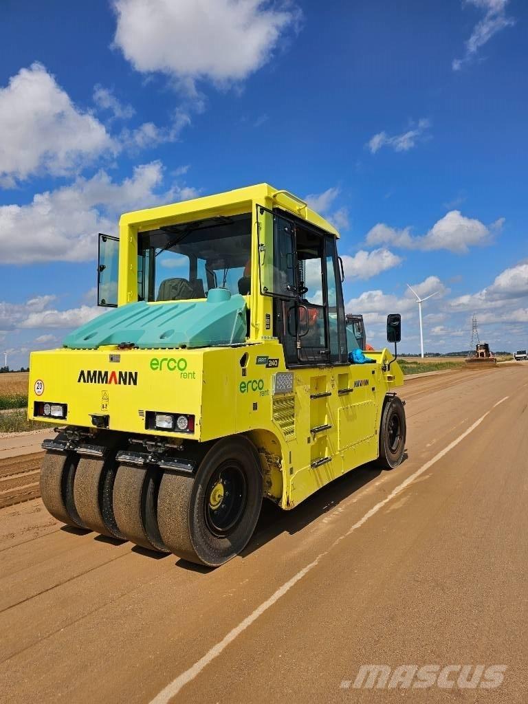 Ammann ART 240 مداحل ذات إطارات هوائية