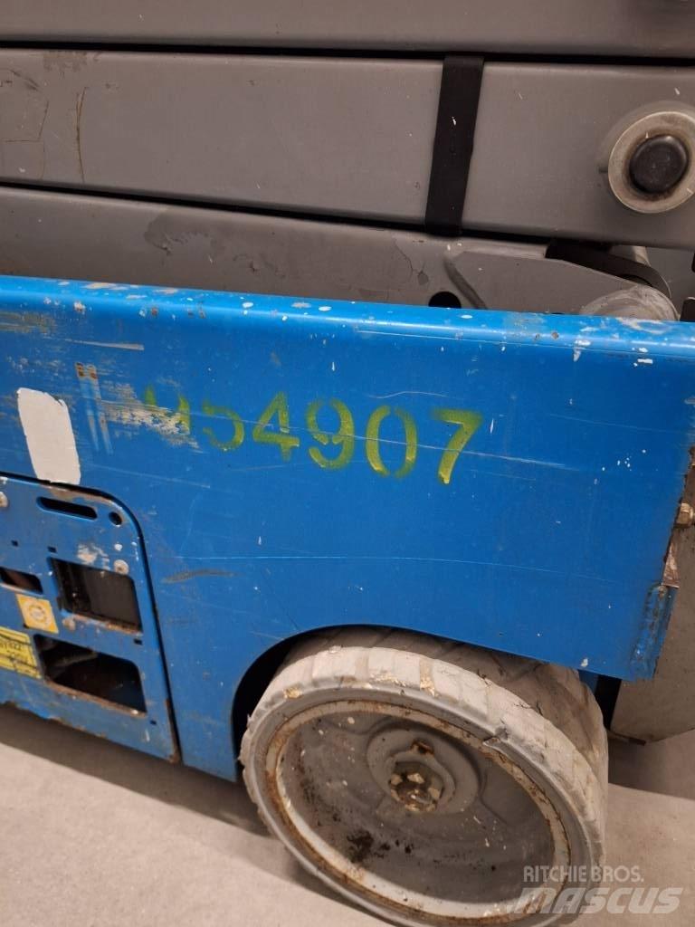 Genie GS 1932 رافعات مقصية الشكل