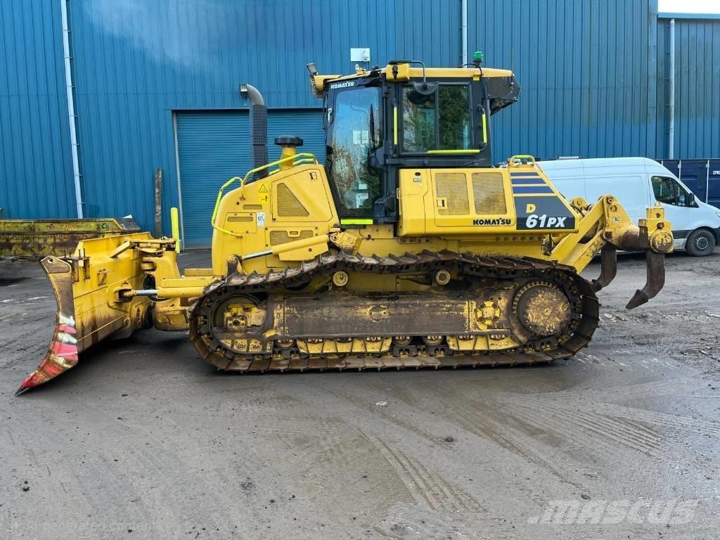 Komatsu D 61 PX بلدوزرات مجنزرة