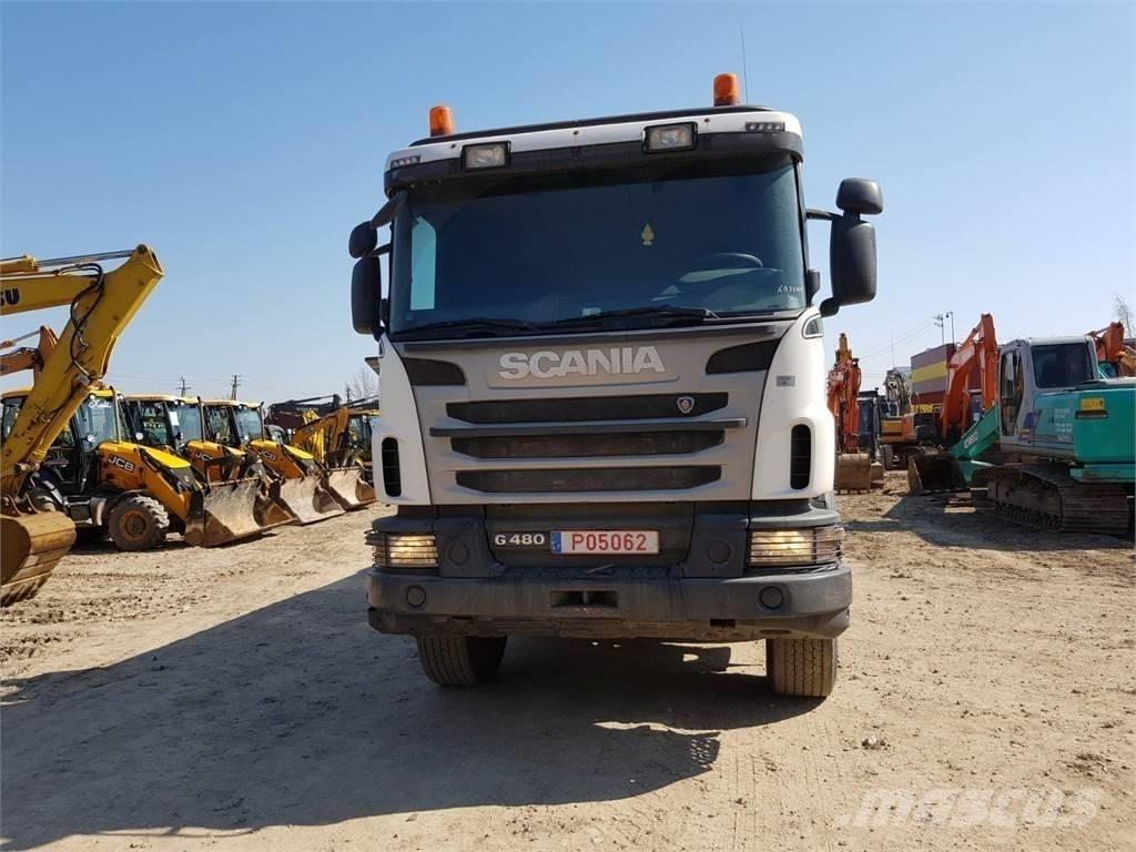 Scania G480 8x4 شاحنات لوادر