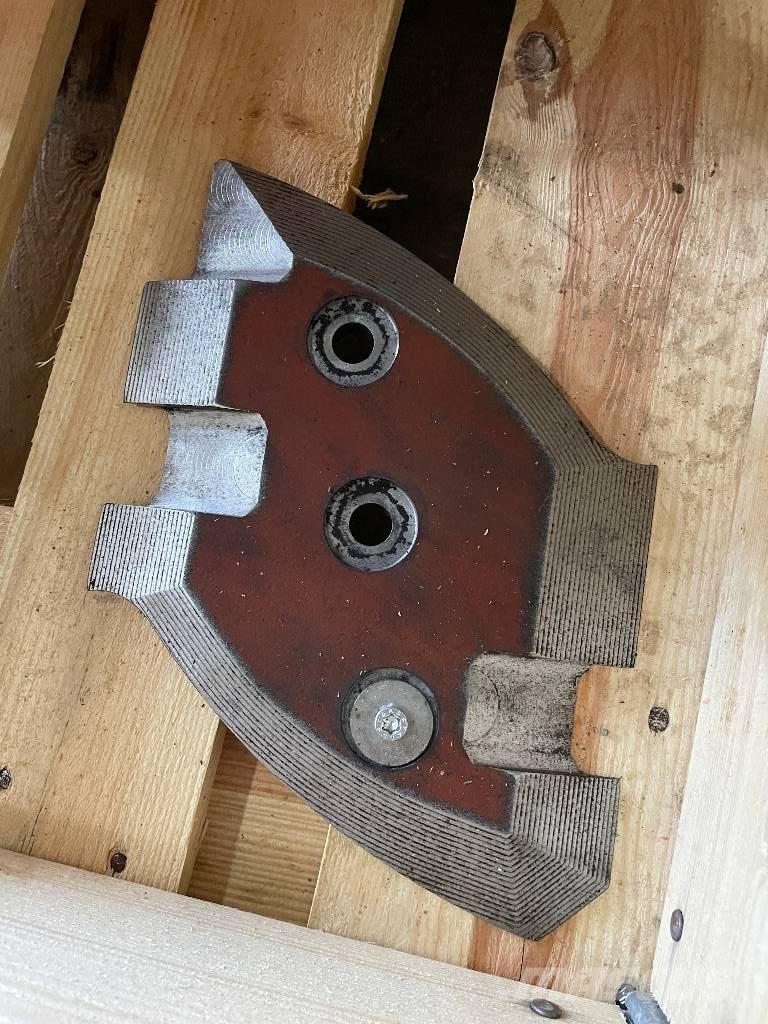 Dipperfox SC400 معدات العناية بالأرض - غير ذلك