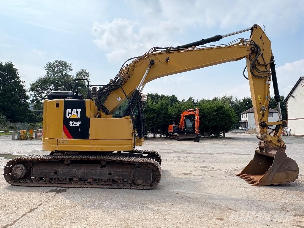 CAT 325 FL CR حفارات زحافة