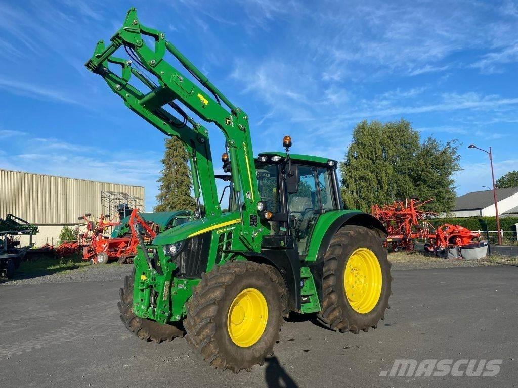 John Deere 6110M الجرارات