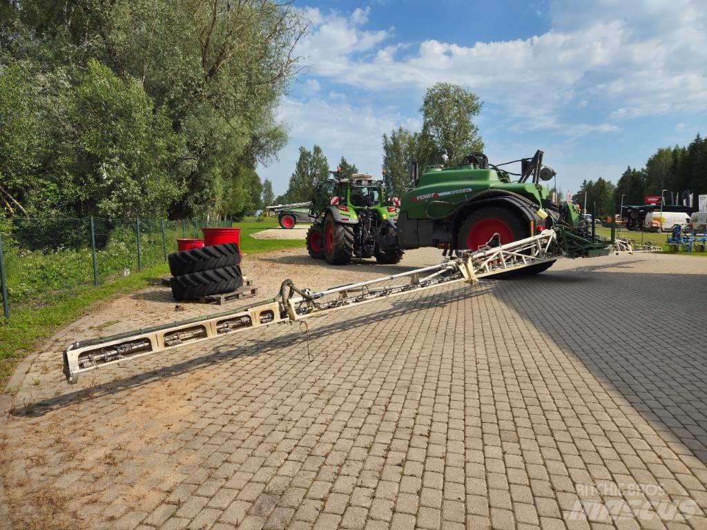 Fendt Rogator 366 الرشاشات