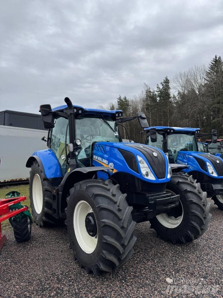 New Holland T6.180 الجرارات