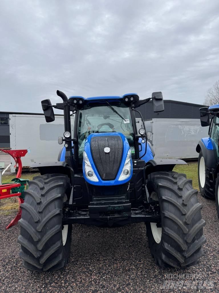 New Holland T6.180 الجرارات