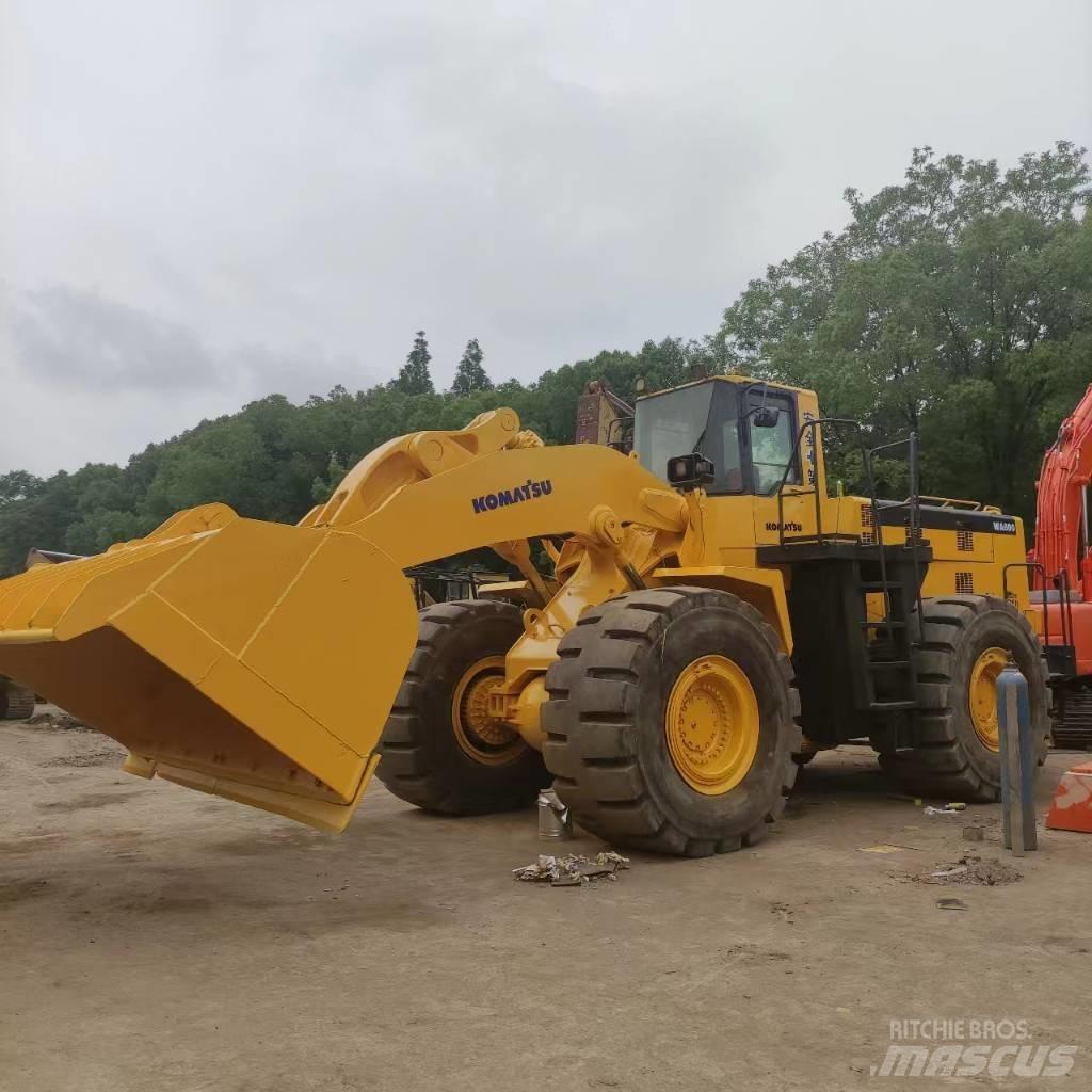 Komatsu WA 600-3 لوادر بعجل