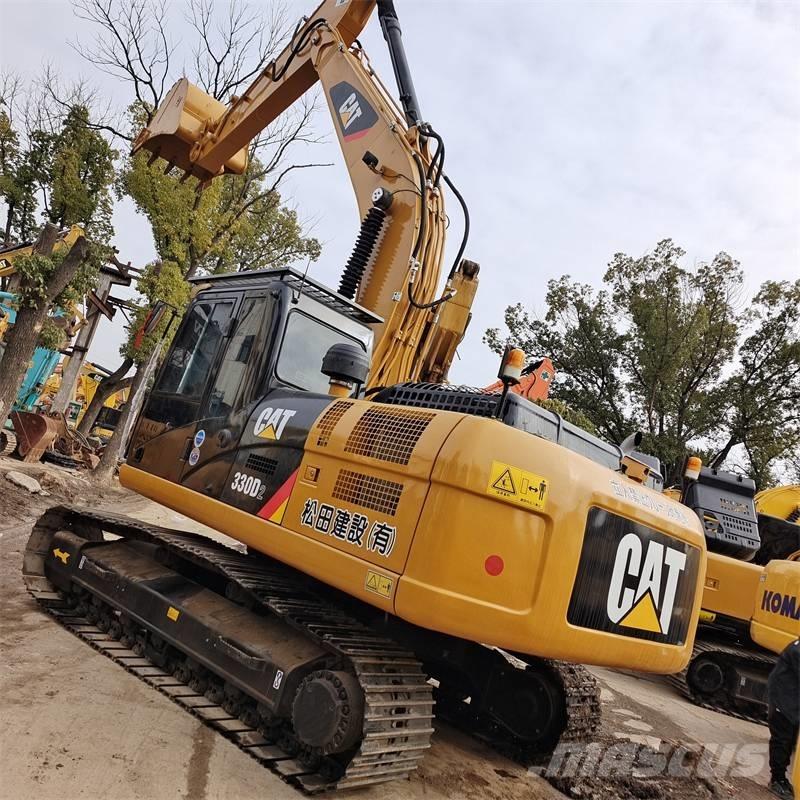 CAT 330 D حفارات زحافة
