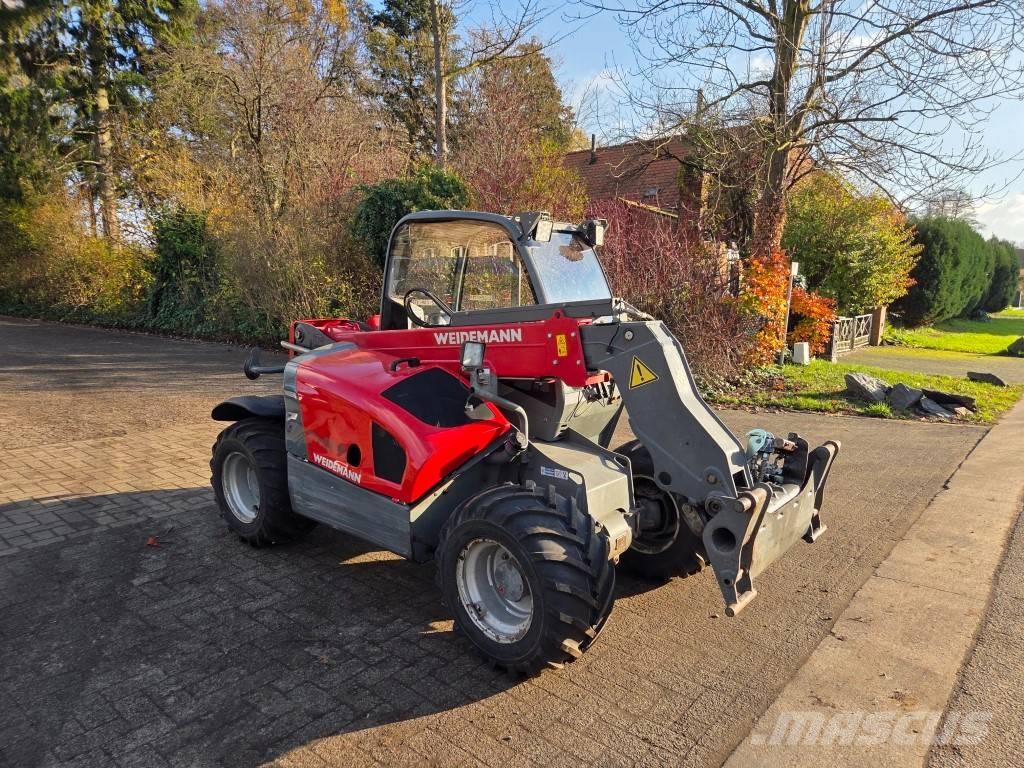 Weidemann T4512 معدات مناولة لأغراض الزراعة