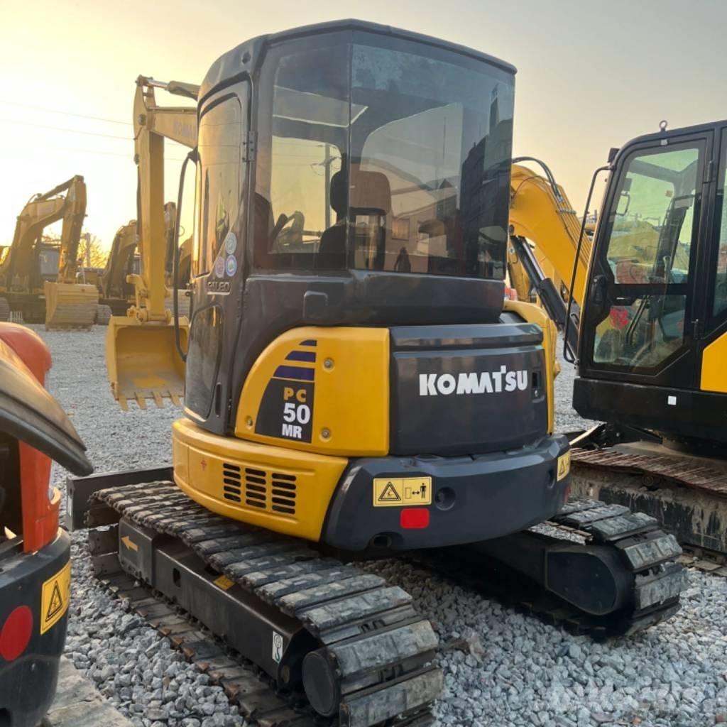 Komatsu PC 50 MR حفارات صغيرة أقل من 7 طن (حفارات صغيرة)