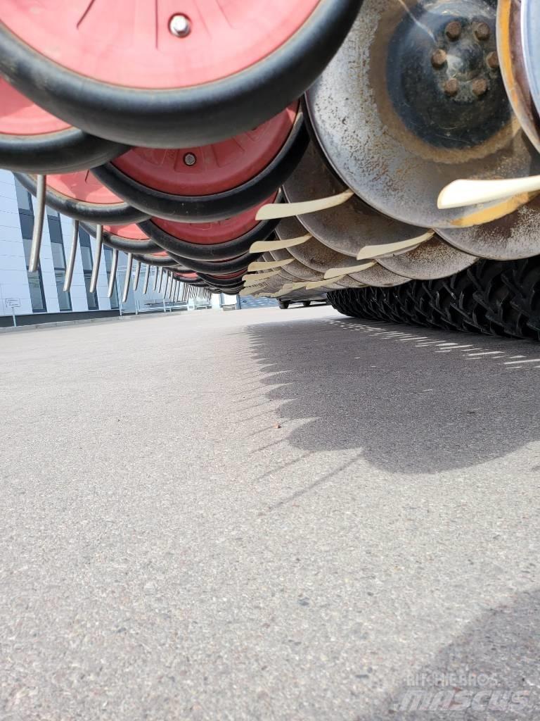 Horsch Pronto 6 DC مثاقيب
