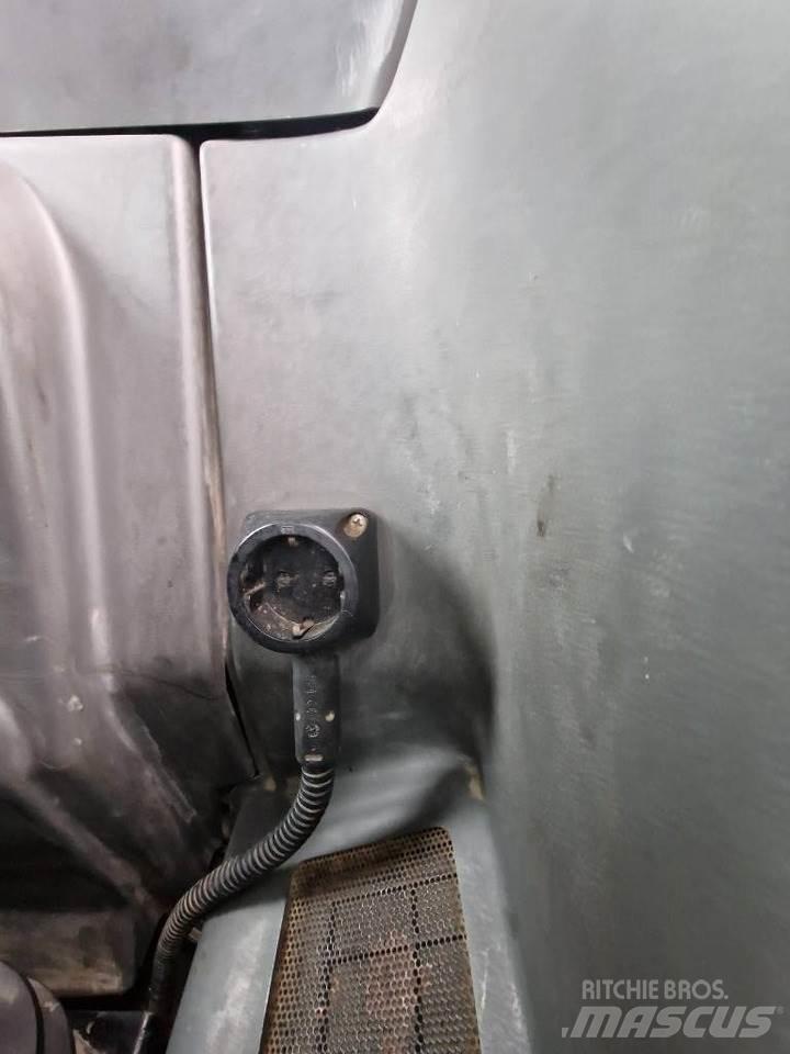 Merlo P 27.6 TOP رافعة تلسكوبية