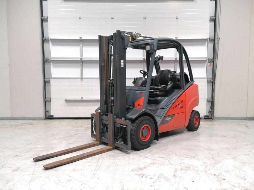 Linde H35T-02 شاحنات LPG