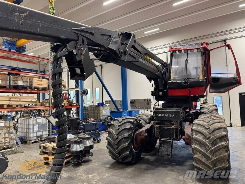 Komatsu 931.1 حصادات