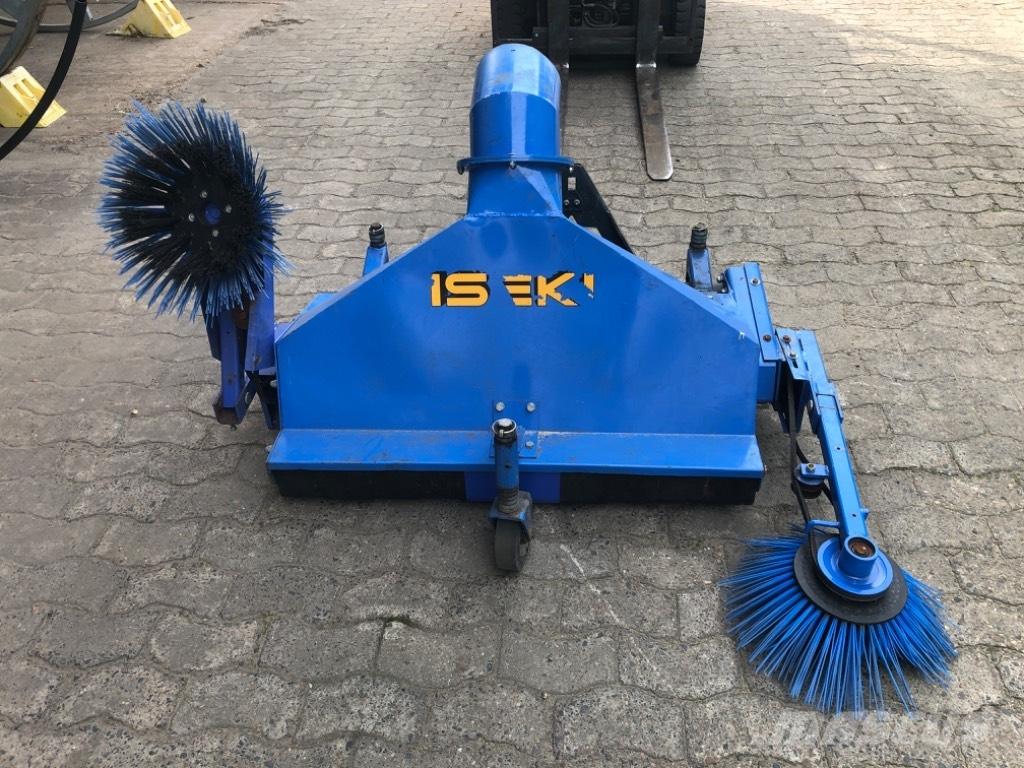 Iseki LS 100 مرفقات جرار المدمجة