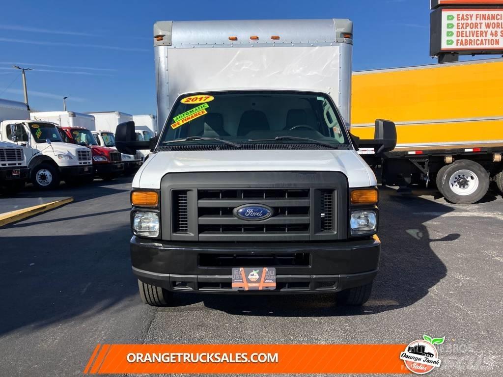 Ford E 350 SD شاحنات ذات هيكل صندوقي